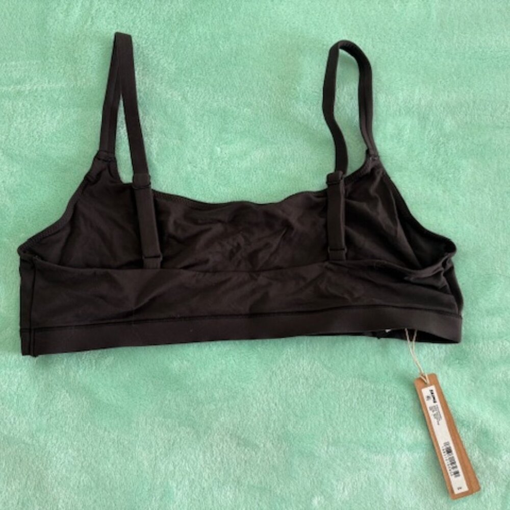 Brand NWT Skims Scoop Bralette Size L
